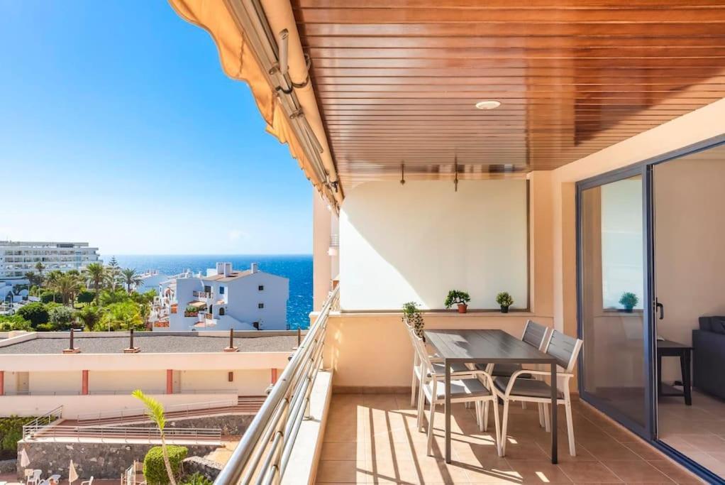 Bright And Welcoming Holiday Home Puerto de Santiago  Eksteriør billede