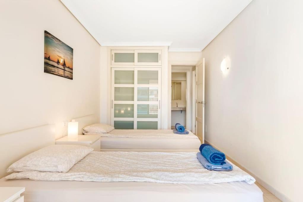 Bright And Welcoming Holiday Home Puerto de Santiago  Eksteriør billede