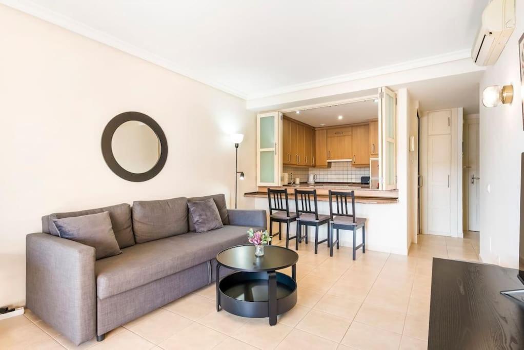 Bright And Welcoming Holiday Home Puerto de Santiago  Eksteriør billede