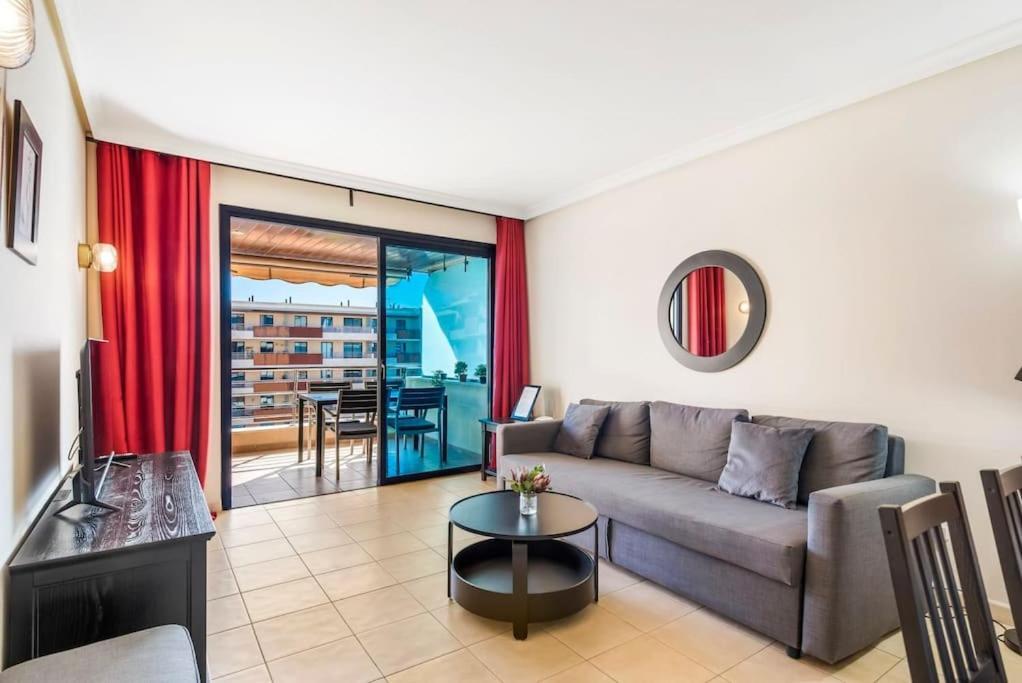Bright And Welcoming Holiday Home Puerto de Santiago  Eksteriør billede